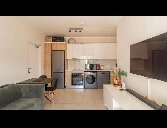 1 BEDROOM APARTMENT FOR SALE IN RICHWOOD